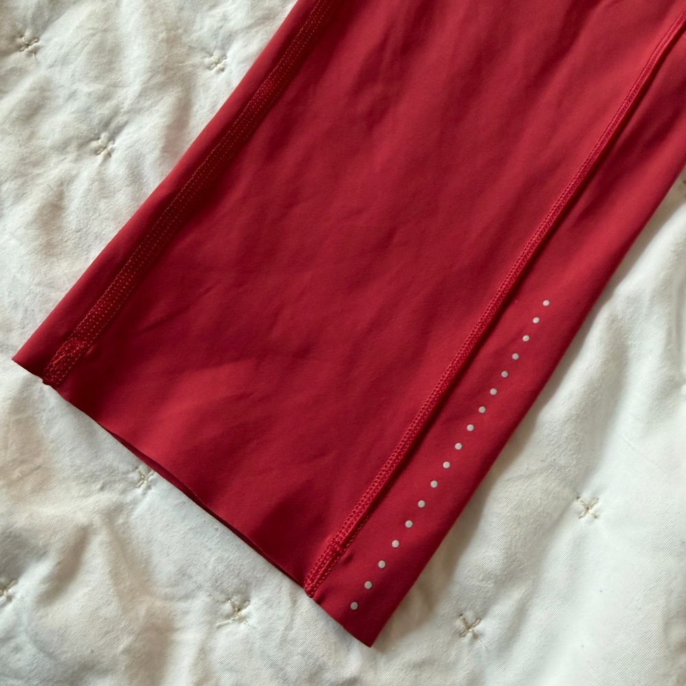 Lululemon Fast & Free Crop - Picture 2 of 10